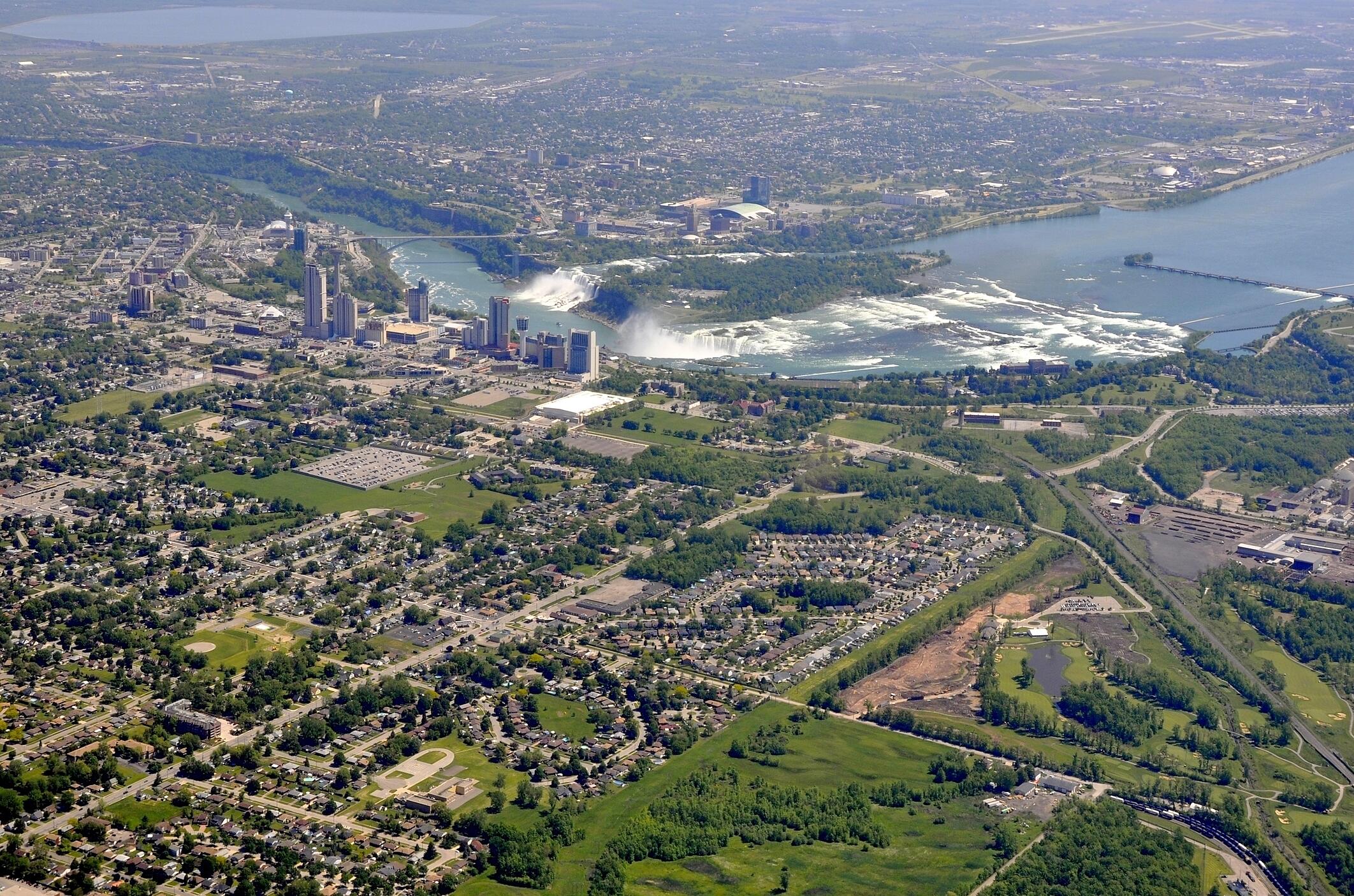 Thorold Stone Road development