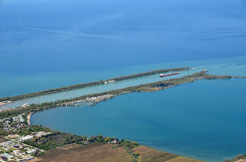 Port Weller industrial growth